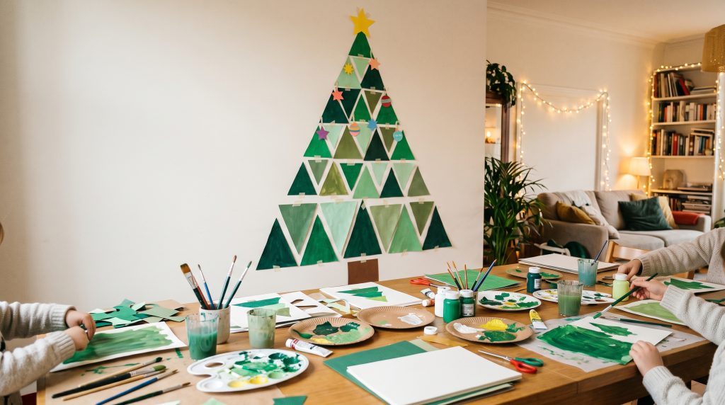 Arbres de Noël en papier peint pour les enfants